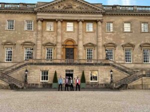 Operatico performs a quartet at Kirklington Park